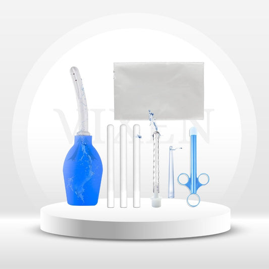 CareDeluxe – 8 - Piece Toy Cleaning & Storage Kit - Vixen | Nova Network