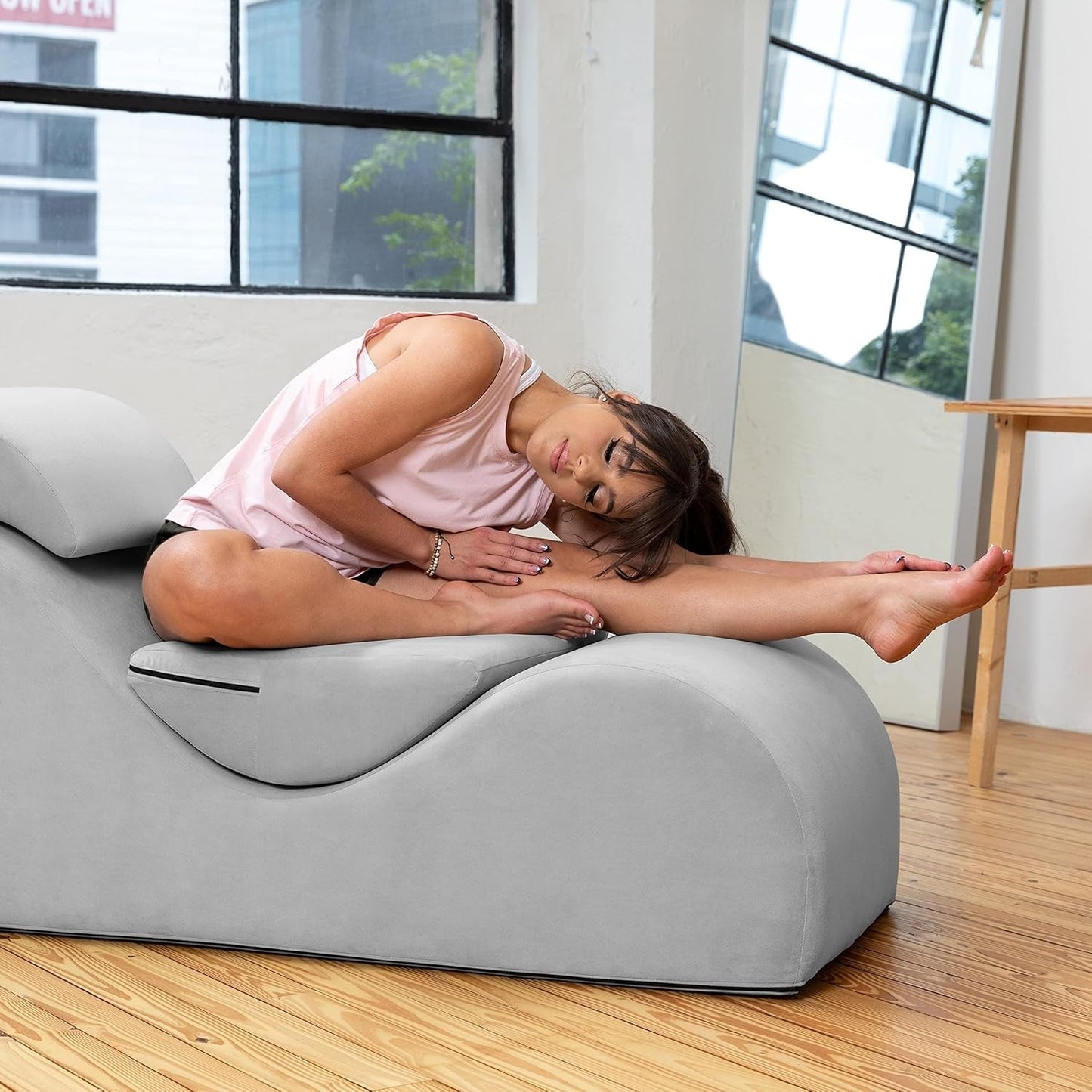 MoonCurve Sex Chaise Lounge Chair - Vixen | Nova Network
