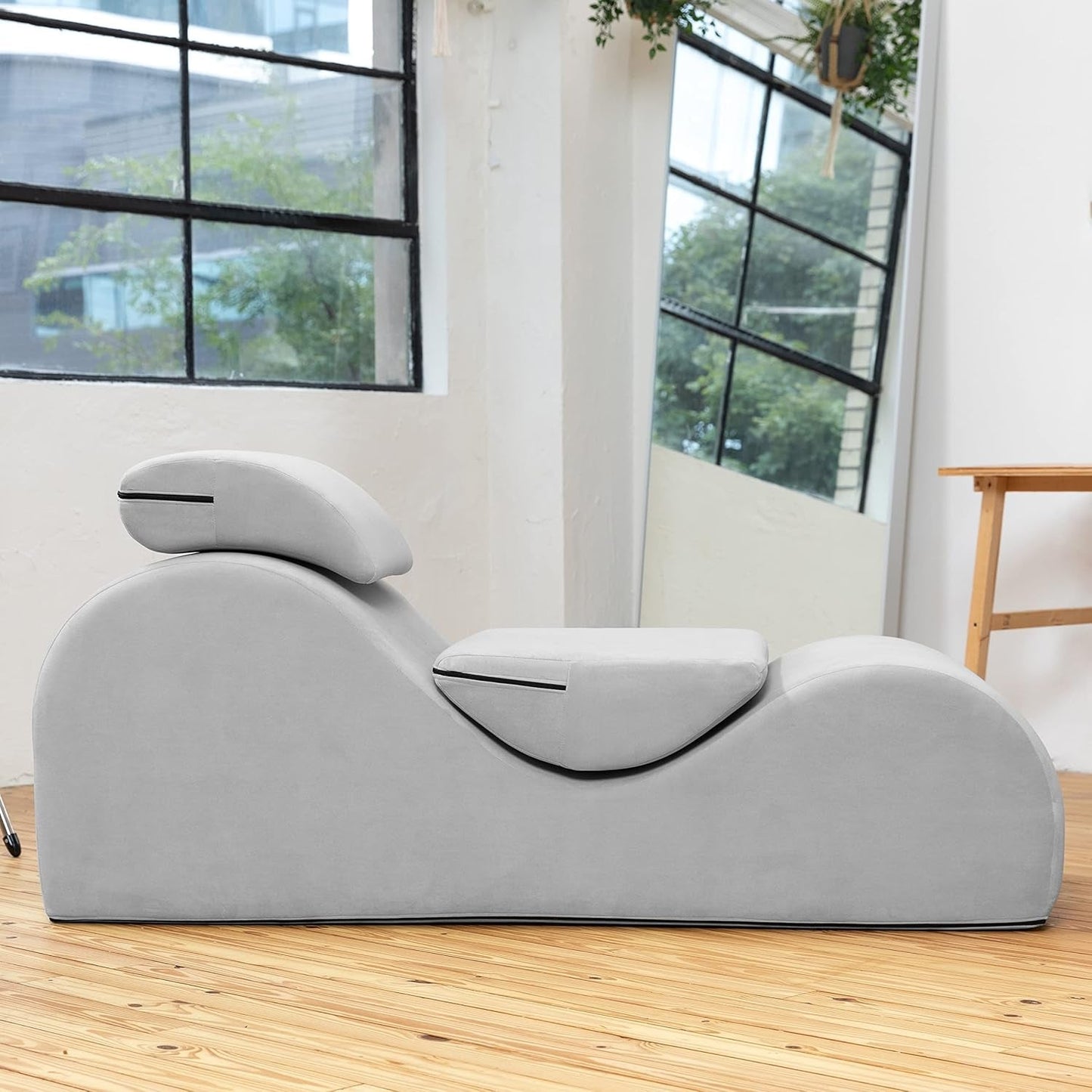 MoonCurve Sex Chaise Lounge Chair - Vixen | Nova Network