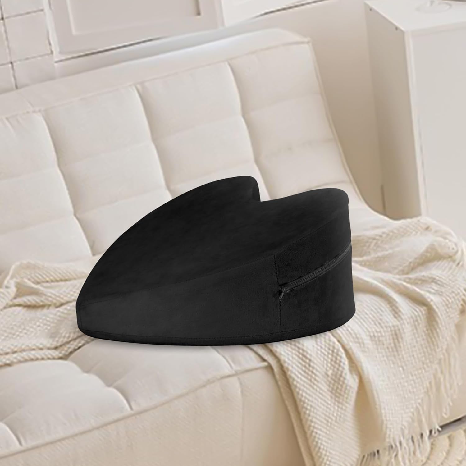 NoirAmour Heart - Shaped Sex Position Pillow - Vixen | Nova Network