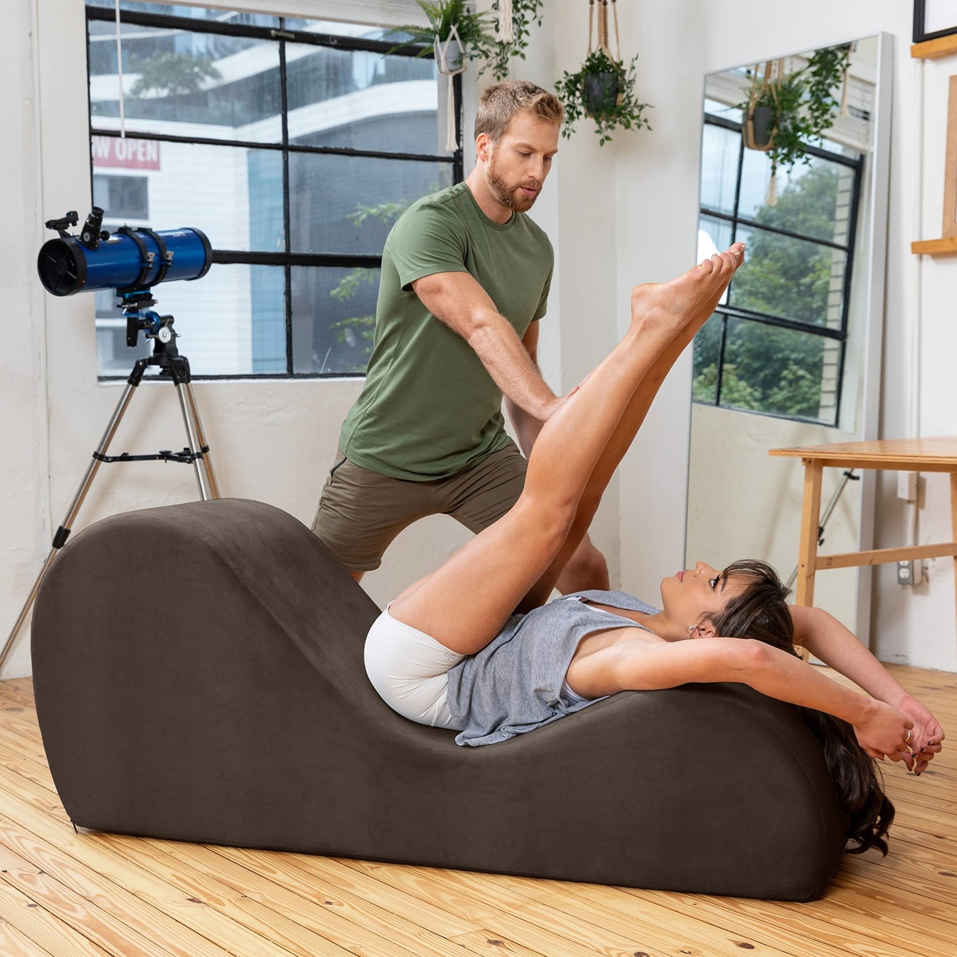 Premium Brown Intimate Lounge Sex Chaise - Vixen | Nova Network