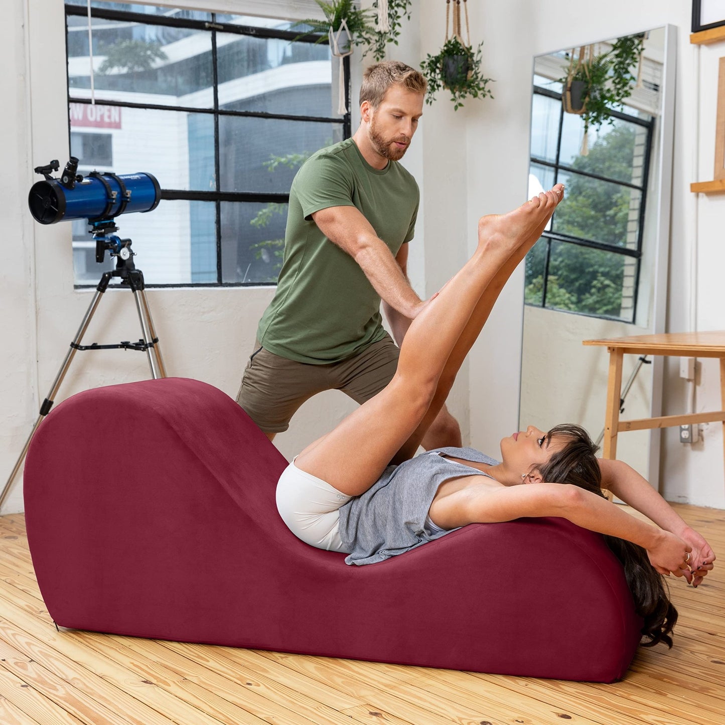 Premium Red Intimate Lounge Sex Chaise - Vixen | Nova Network