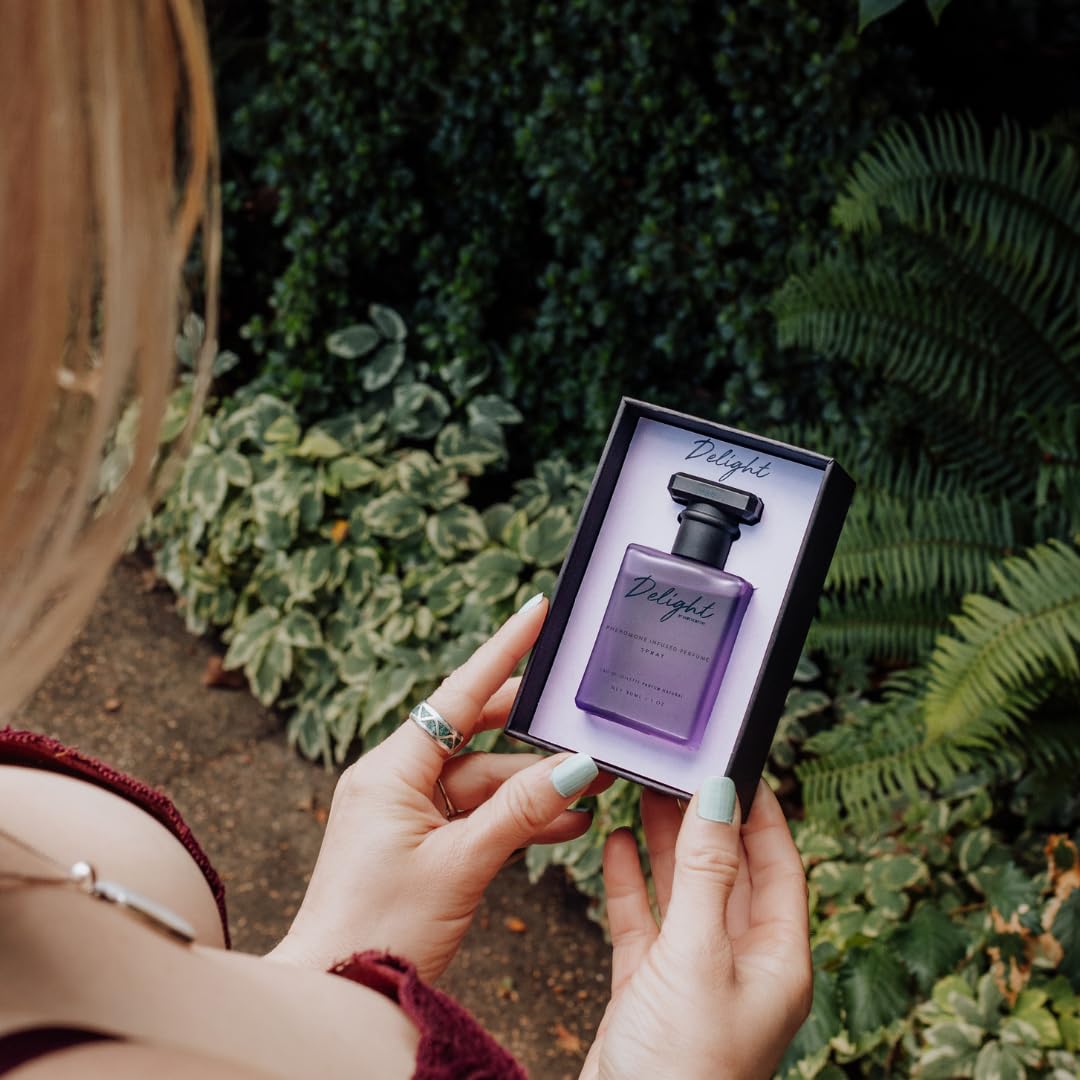 RawChemistry Delight Pheromone Infused Perfume for Women – Women's Perfume Infused with Pheromones – Delight by Raw Chemistry Spray with Feromonas – con Feromonas para Mujer - Vixen | Nova Network