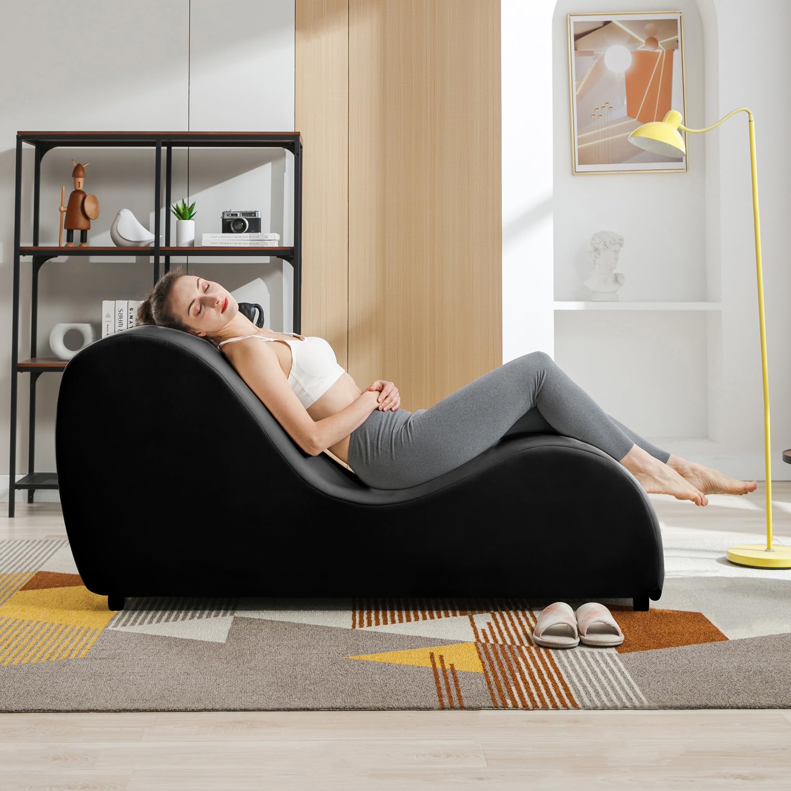 Sleek Curved Intimate Velvet Chaise - Black - Vixen | Nova Network